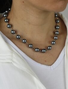 COLAR MELISSA PÉROLA CINZA