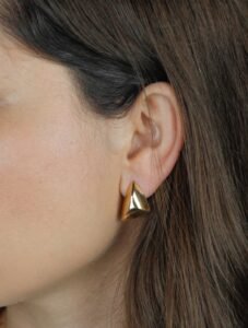 BRINCO SUZANNA TRIÂNGULO