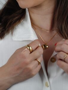 ANEL LINDA CROISSANT